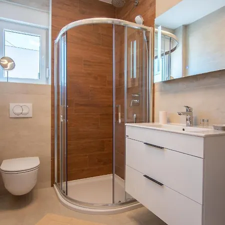 I Appartement *